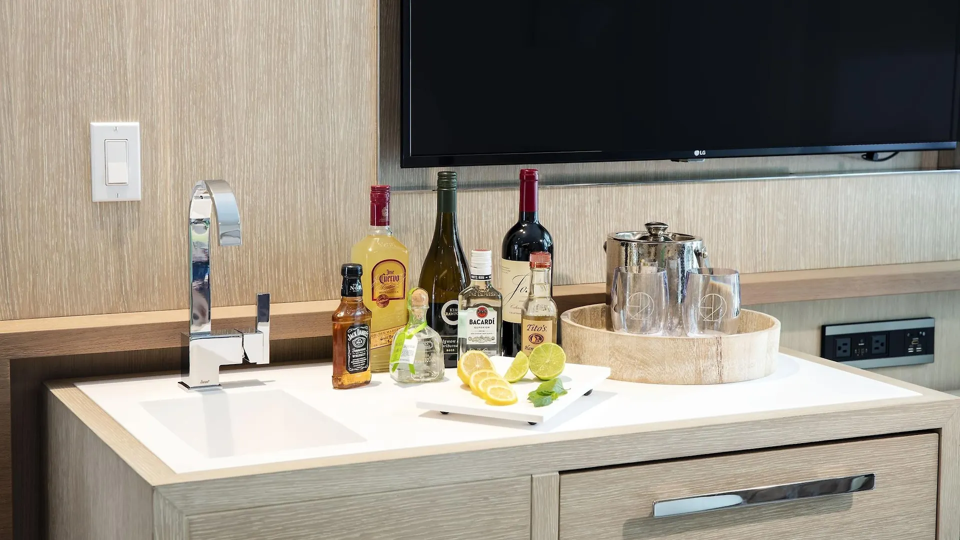 Resort H2O Suites- Adults Only Key West